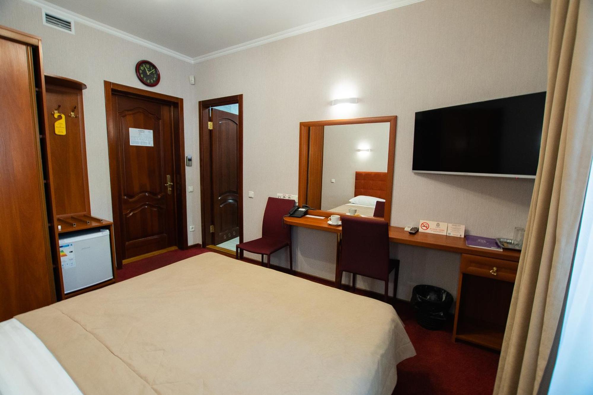 Grand Christer Hotel Κίεβο Δωμάτιο φωτογραφία